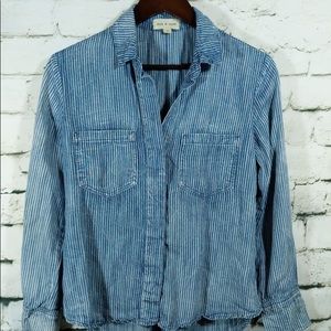 Cloth and stone chambray button down top